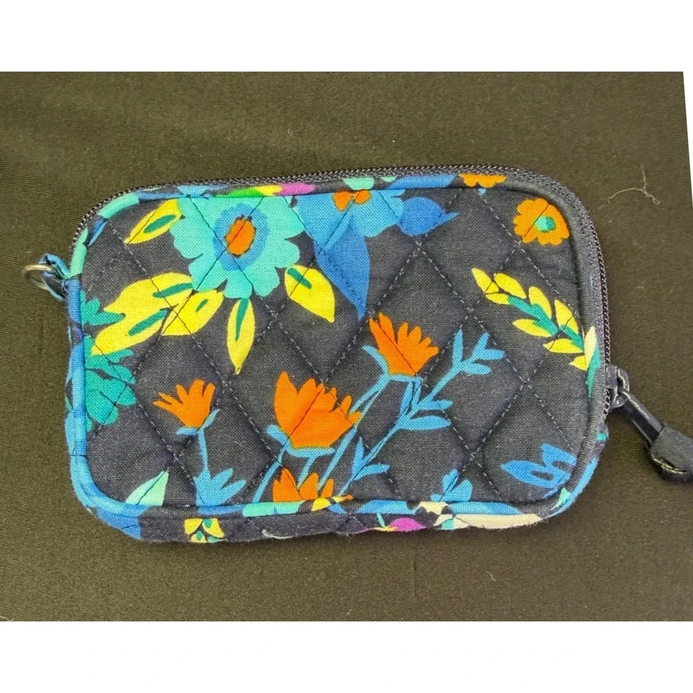 Vera Bradley Zip ID Case Small Navy Blue Floral Quilted Cotton Wallet Card Case